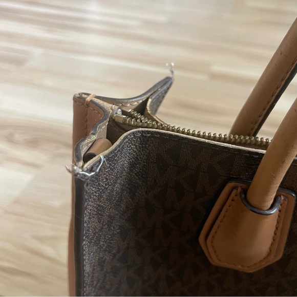 Michael Kors Brown and Tan Shoulder Bag with Structured Design - Picture 9 of 13